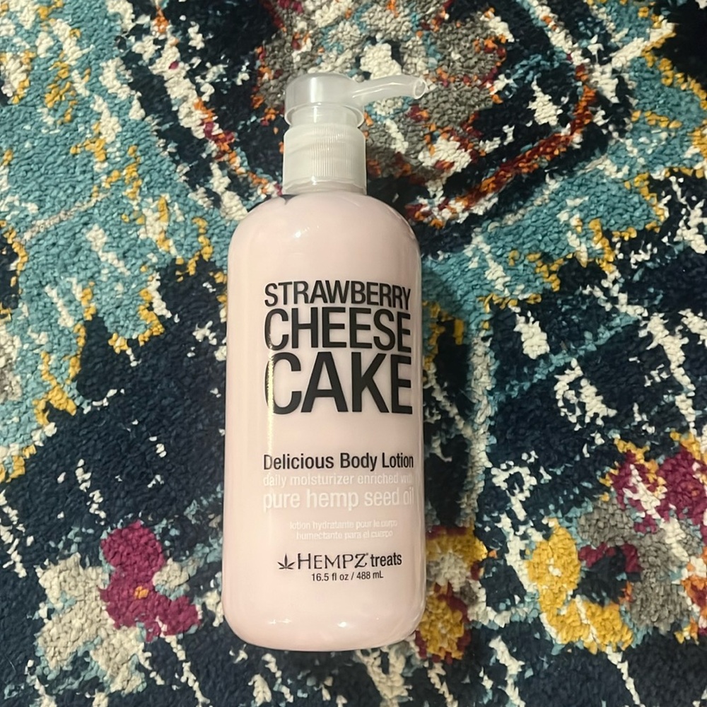 Very hard to find hempz treats strawb cheese cake lotion